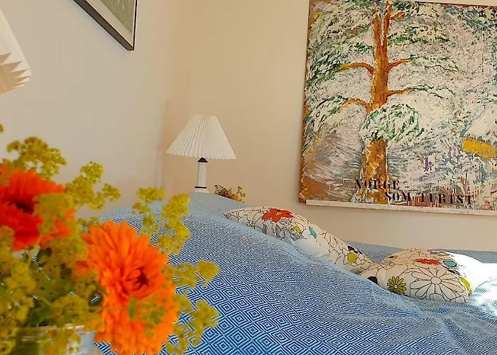 Farmors Hus Rude (Sjaelland og Oerne)