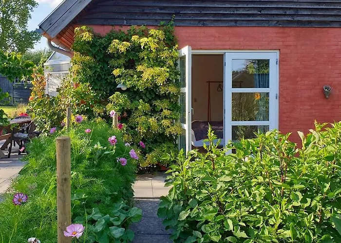 Farmors Hus Rude (Sjaelland og Oerne)